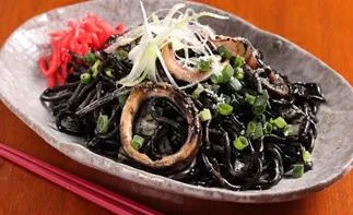冲绳酒馆阿麻。
