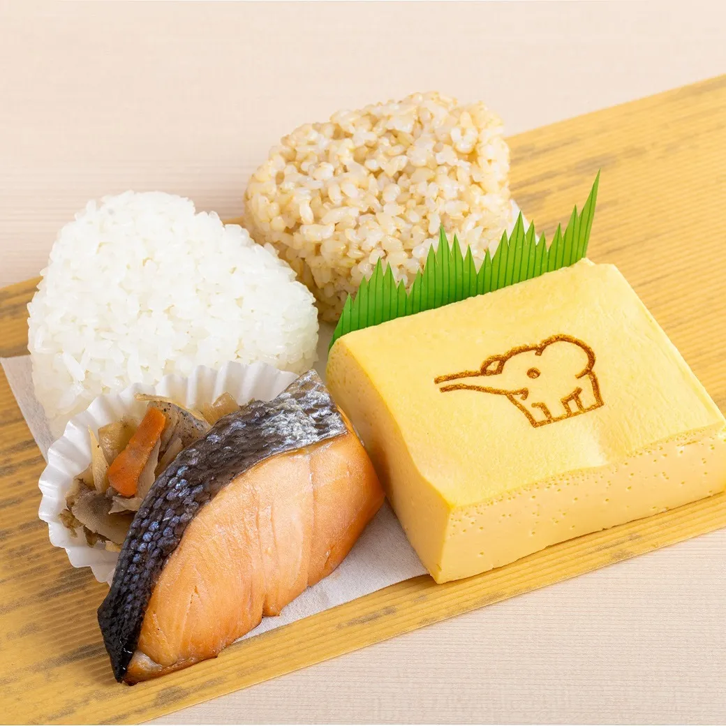 象印银白饭团